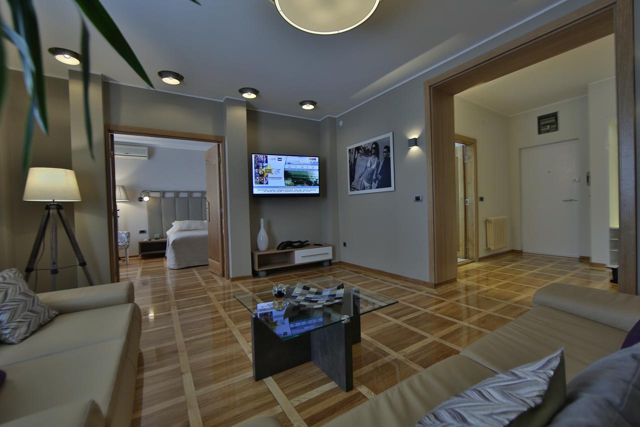 Aber Apartment Belgrado Buitenkant foto
