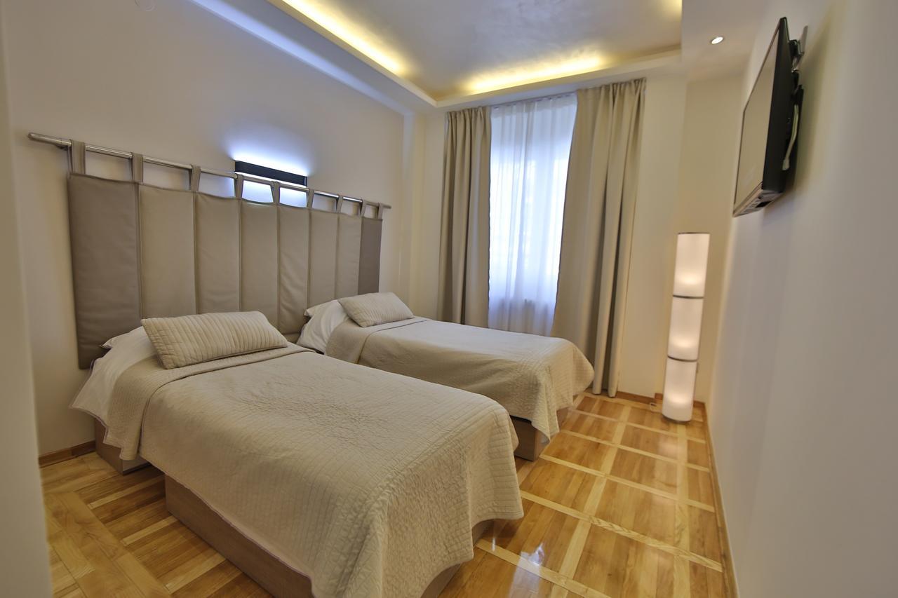 Aber Apartment Belgrado Buitenkant foto