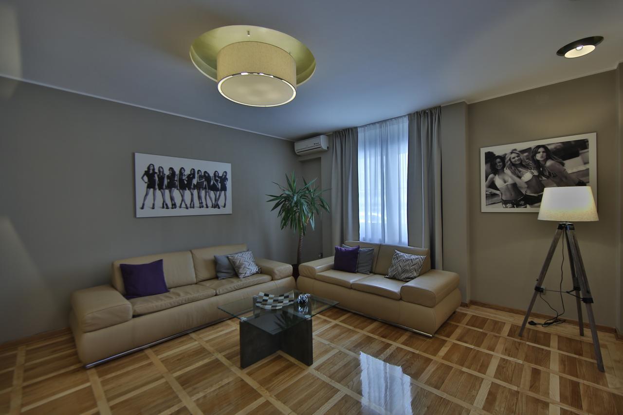 Aber Apartment Belgrado Buitenkant foto
