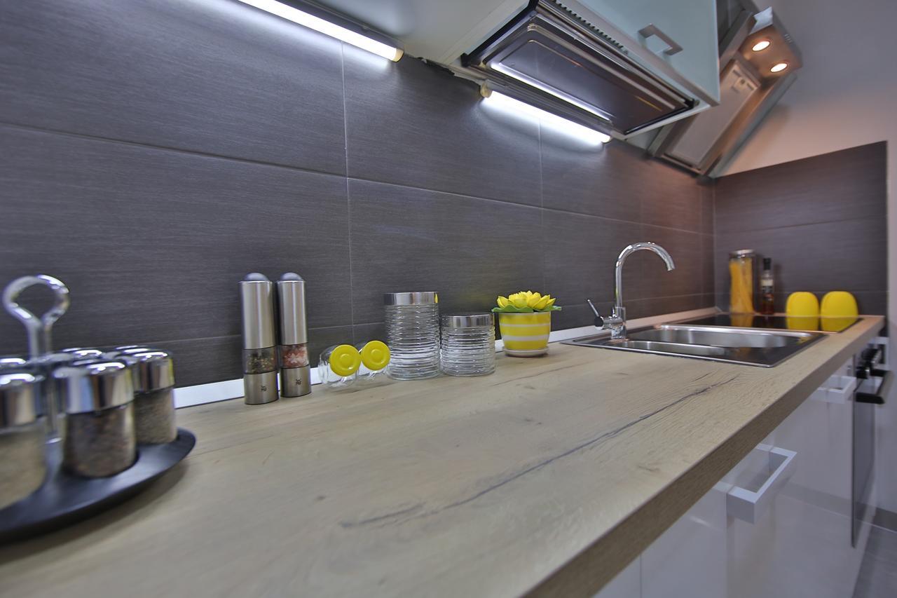 Aber Apartment Belgrado Buitenkant foto