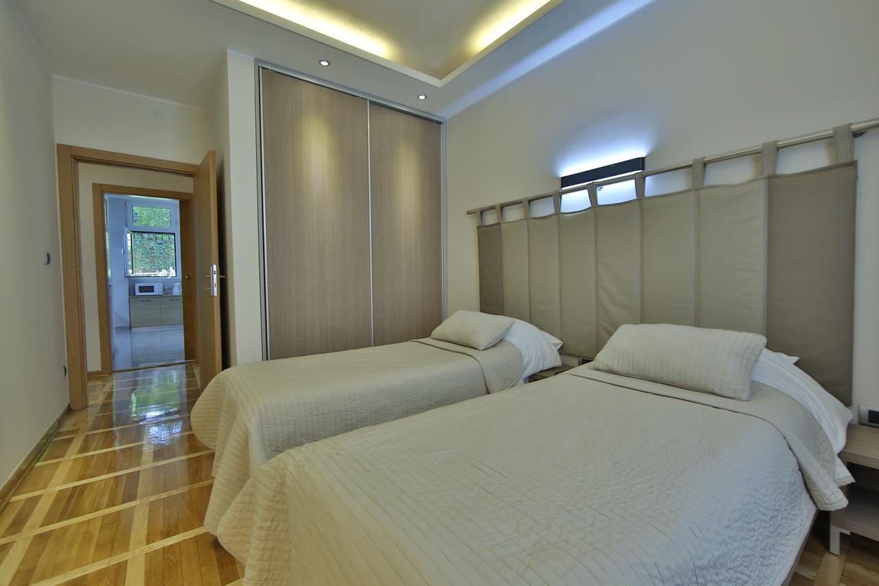 Aber Apartment Belgrado Buitenkant foto